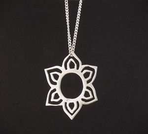 Collier pendentif minimaliste vintage en argent sterling 925 plaqué platine, unisexe, simple, délicat, géométrique, petit bijou uni - Product Image 4