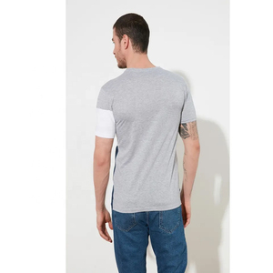 Camiseta de Cuello Redondo Ajustada para Hombre, Hecha en Pakistán, Tela Cómoda con Diseño Liso Único, Disponible en Colores Sólidos - Product Image 5