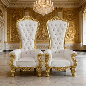 럭셔리 로얄 화이트 가죽 장식 골드 오너먼트 조각 프레임 크리스탈 스터드 친환경 내구성 왕좌 의자 야외 결혼식용 - Product Image 6