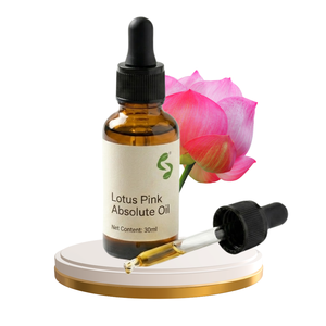 Huile d'absolue de lotus rose de qualité supérieure pour les parfums de créateurs, les mélanges de parfums artisanaux et les créations aromatiques de haute valeur - Product Image 1