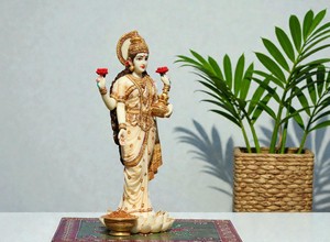 Premium <b>Resin</b> Handmade Standing Laxmi Idol Hand-Painted Religious Hindu Goddess Statue for Diwali Tabletop Use - Product Image 5