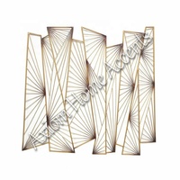 Grand tableau mural en métal floral au design moderne fabriqué à la main et décoratif pour n'importe quelle pièce par Axiom Home Accents