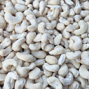 ขายร้อน ถั่วแคชชู ขายส่ง ออร์แกนิค แคชชูเม็ดเต็ม W320 W210 แคชชูซานติโก ราคาโรงงาน - Product Image 1