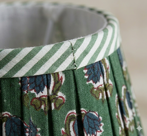Abat-jour en coton fait main de luxe, écologique, imprimé à la main avec un motif floral, anti-poussière, lavable pour l'intérieur - Product Image 2