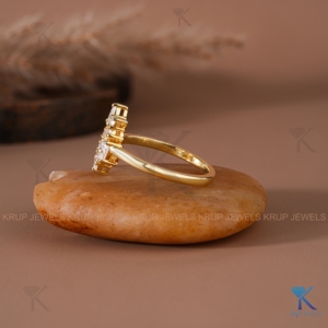 Bague de fiançailles en or massif avec diamants de laboratoire en grappe fantaisie, bijoux fins vintage multi-formes pour mariée, cadeau personnalisé pour anniversaire ou fête - Product Image 3