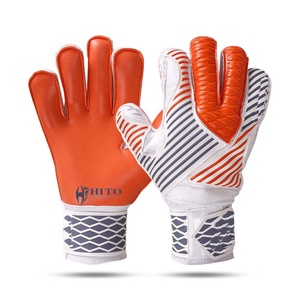 Gants de gardien de but personnalisés avec sangle intégrée, service OEM, paume avant en latex allemand, dos en silicone injecté, coupe hybride, confortables - Product Image 1