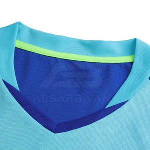 Uniformes de Fútbol Personalizados de Alta Calidad al por Mayor 2026, Conjunto de Uniforme Deportivo Transpirable de Manga Corta - Product Image 3