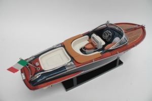 RIVA AQUARIVA AZUL OSCURO PINTADO - MODELO DE LANCHA ITALIANA ARTESANAL - Product Image 4