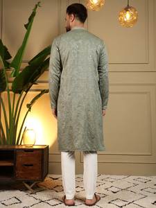Pyjama Kurta en coton Khadi lourd de qualité supérieure pour homme Vantara avec broderie ethnique et travail au miroir, et Chudidar semi-coton pour tenue de mariage - Product Image 6