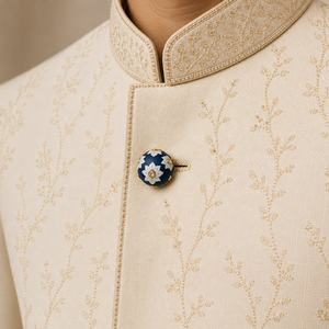 Elegante botón floral azul marino con diseño de flor blanca y detalles de cristal para ropa formal masculina - Product Image 3