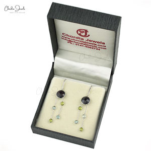 Pendientes Colgantes de Plata de Ley 925 Más Vendidos con Granate Natural, Peridoto y Topacio Azul Cielo, Pendientes de Tres Piedras Preciosas para Ella - Product Image 4