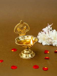 Home Accent Lighting Decorative Brass <b>Oil</b> Diya Copper Prayer Deepak Pooja <b>Lamp</b> Temple Festival Table Ornament - Product Image 4