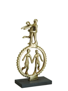 Escultura Moderna de Pareja en Aluminio Dorado, Figura Abstracta Contemporánea de Amantes, Regalo Romántico de Aniversario para Decoración del Hogar o Galería - Product Image 2