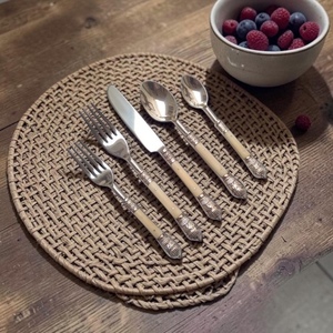 Panier de rangement géométrique moderne en métal avec poignées ivoire, et ensemble écologique de couverts (couteau, fourchette, cuillère) pour la cuisine - Product Image 5