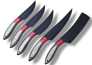 Ensemble de couteaux de chef en acier inoxydable Nordic Forge, cinq pièces, manches en bois Pakka, fabrication artisanale OEM personnalisée, ensemble de couteaux de cuisine avec sac de transport - Product Image 4