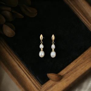 Boucles d'oreilles pendantes en perles d'eau douce, boucles d'oreilles en or et perles, bijoux de mariage élégants, cadeau pour demoiselle d'honneur, pour femmes - Product Image 4