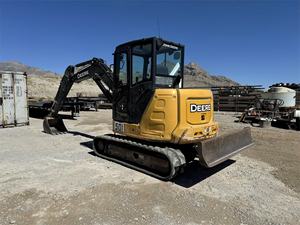 Excavadora de orugas JD 60G usada de alta calidad, sistema hidráulico auxiliar con cabina cerrada, bomba de motor, 24 horas de servicio al cliente para su uso - Product Image 4