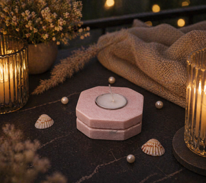Porte-bougie en marbre rose, décoration minimaliste pour bougie, élégant accent de table, éclairage d'ambiance chaleureux - Product Image 1