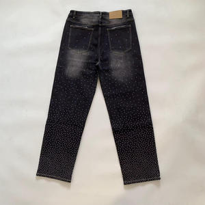 Pantalones Vaqueros de Hombre de Corte Recto 100% Algodón con Pedrería y Lavado Snow Wash, Vaqueros Decorativos Premium al por Mayor OEM ODM - Product Image 3