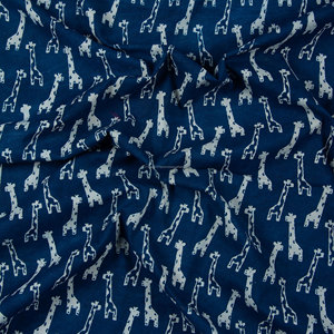 Tela de algodón azul índigo de 120gsm orgánico ecológico, tejido ligero, estampado de jirafa, diseño indio, bloque de mano, traje peinado - Product Image 2
