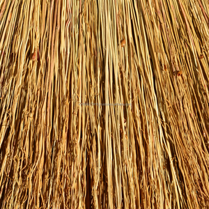 Balai en herbe pour le nettoyage de la maison |   CHOI DOT Vietnam - Product Image 2