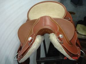 Selles demi-sangles en cuir pour chevaux de race mixte - Product Image 4