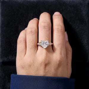 Bague en diamant de laboratoire en forme de cœur de 2 carats, certifiée IGI, or massif, bague de fiançailles vintage - Product Image 4