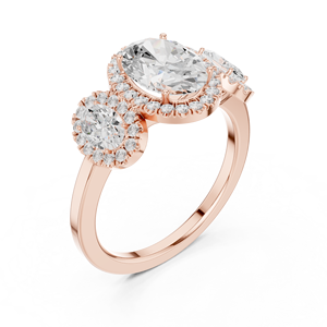 Anillo de Compromiso de Lujo con Tres Diamantes de Corte Ovalado y Halo de Piedras Laterales en Oro Rosa, Fabricante de Joyería Fina Personalizada - Product Image 4