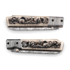 Couteau pliant personnalisé en acier Damas de qualité industrielle - Manche en os de chameau gravé au laser - Longueur totale de 19 cm - Poignée ergonomique - Product Image 5