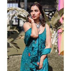 Ensemble Salwar Kameez Aasmani Blue Bandhej taille XS, costume de mariage - Product Image 3