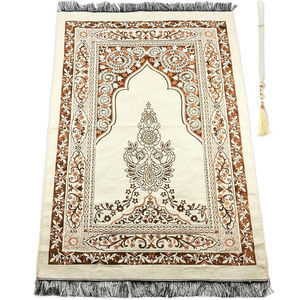 Alfombras de Oración Personalizadas OEM, Alfombras Islámicas Resistentes para el Hogar, Alfombras Musulmanas para Interiores, Alfombras Transpirables al por Mayor con Logotipo Personalizado - Product Image 1