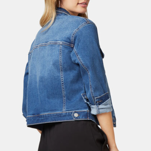 Veste en jean noire pour femme, coupe ajustée, style formel, vêtement d'extérieur en jean - Product Image 2