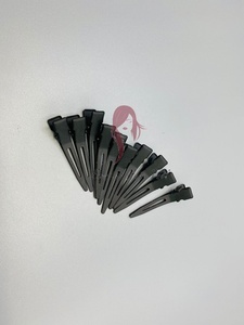 Juego de herramientas para extensiones de cabello de acero inoxidable negro mate de alta calidad con logotipo personalizado: alicates, tijeras, pinzas y peine de cola de rata - Product Image 2