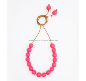 Collar de resina bohemio moderno de alta calidad 2024, artesanía única, precio de venta directa de la India del fabricante indio - Product Image 1