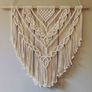 Colgante de pared de macramé trenzado a mano para espacios inspirados en Bohemia, productos de decoración del hogar de precio barato al por mayor de la fábrica de Vietnam - Product Image 1