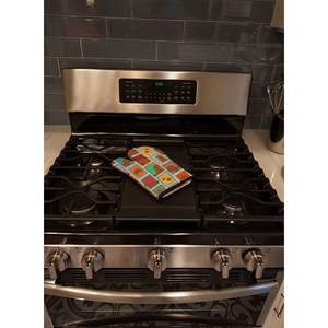 Ruby Cavalier Spaniel Oven Mitt Guante grueso resistente al calor para uso en la cocina Protege las manos de sartenes calientes para cocinar y hornear - Product Image 2