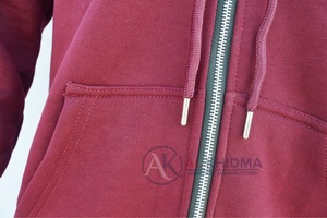 เสื้อฮู้ดออกกำลังกายแบบกำหนดเองสำหรับผู้ชาย ผ้าฝ้ายฟลีซเนื้อนุ่ม น้ำหนักเบา สำหรับฤดูหนาว รับผลิตแบบ OEM ODM แบรนด์ส่วนตัว ผู้ผลิตเสื้อฮู้ดแบบปกติ - Product Image 3