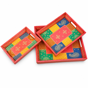 Juego de Bandejas de Madera Pintadas a Mano, 3 Piezas, Diseño Floral Indio Tradicional, Bandejas Multifuncionales para Servir, Color Rosa Amboz, para Bodas y Diwali - Product Image 3