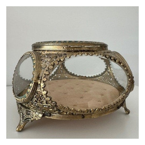 Cajas de Joyería Modernas de Latón con Vidrio Biselado y Paneles de Vidrio Transparente |   Solución de Almacenamiento de Joyería Moderna de Primera Calidad, Color y Tamaño Personalizables - Product Image 6