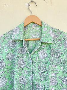 Nouvel ensemble de pyjama 100% coton à fleurs indiennes Costume de nuit en coton sauge florale - Product Image 4