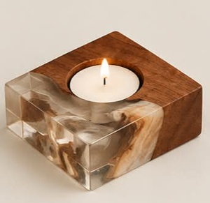 Porte-bougie artisanal en bois naturel et résine, élégant support décoratif pour bougies, idéal pour l'aménagement intérieur de luxe et accessoires cadeaux - Product Image 3