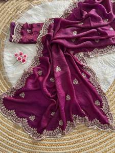 Sari en Georgette Douce de Luxe avec Broderie et Bordure Découpée, Tenue de Mariage Indienne, Vente en Gros avec Blouse - Product Image 5