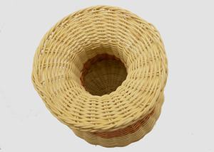 แจกันดอกไม้หวายสานลายทางสองสี - แจกันหวายตกแต่งสำหรับตกแต่งโต๊ะที่บ้าน - Product Image 4