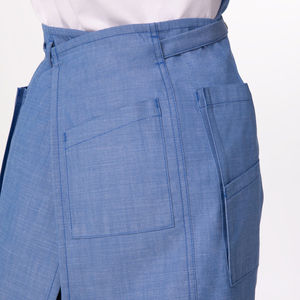 ผ้ากันเปื้อนผ้าทวิลล์แบบยูนิเซ็กซ์ ลดราคาพิเศษ คุณภาพพรีเมียม ปรับแต่งขนาดและสีได้ ผลิตจากโพลีเอสเตอร์ผสมคอตตอน รับสกรีนโลโก้ เหมาะสำหรับร้านอาหาร บาร์ และชุดยูนิฟอร์ม - Product Image 5