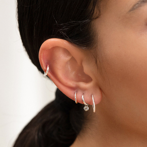 AE176 Boucles d'oreilles créoles minimalistes fines en argent sterling 925 avec zircon pavé, pour femme, bijoux raffinés pour le quotidien - Product Image 5
