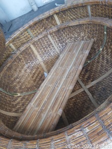 Bote de Bambú Tradicional Vietnamita Hecho a Mano, Coracle Redondo para Pesca, Actividades Acuáticas y Exportación - Product Image 3