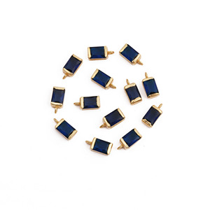 Colgante de Cuarzo Iolita Natural con Facetas Rectangulares Bañado en Oro, Conector de Gema Azul para Fabricación de Joyas - Product Image 5