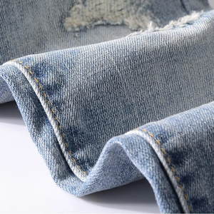 Jeans Rotos para Hombre con Lavado Claro Personalizado, Pantalones de Mezclilla Desgastados para Moda Urbana, Casual y Ropa Personalizada - Product Image 5