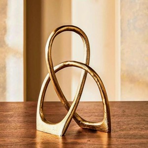 Sculpture abstraite en métal en forme de boucle, pièce d'art décorative, figurine moderne pour table, décoration pour la maison, le bureau ou le salon - Product Image 2
