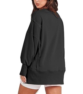 Sweat-shirt décontracté ample en coton biologique à col rond surdimensionné pour femmes, personnalisable en gros - Product Image 1
